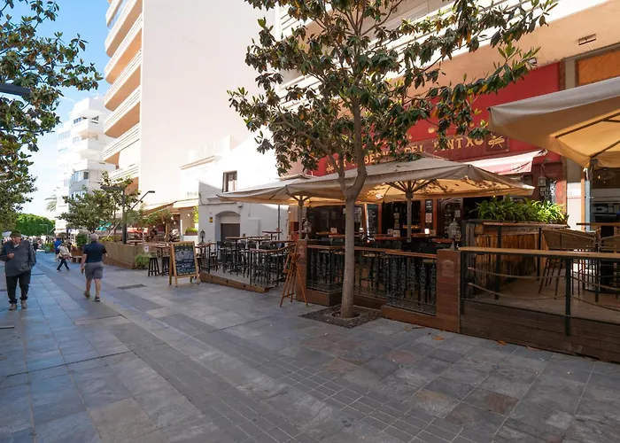 Daire Center Boulevard